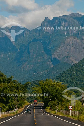  Subject: Rio-Friburgo Road with the Organs Mountain Range in the background / Place: Guapiacu District - Cachoeiras de Macacu city - Rio de Janeiro state (RJ) - Brazil / Date: 02/2012 