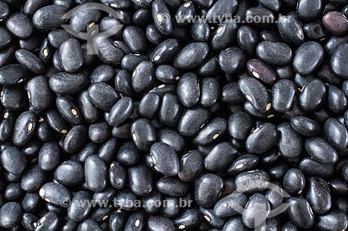  Subject: Black beans raw grains / Place: Florianopolis city - Santa Catarina state (SC) - Brazil / Date: 07/2013 