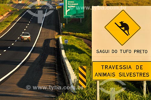  Subject: Plaque indicating crossing of Common Marmoset (Callithrix jacchus) on Euclides da Cunha Highway (SP-320) / Place: Urania city - Sao Paulo state (SP) - Brazil / Date: 07/2013 