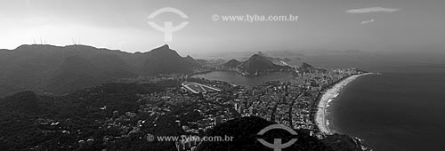  Subject: View of Lagoa and Gavea neighborhood - to the left - and Leblon and Ipanema neighborhood - to the right - from Morro Dois Irmaos (Two Brothers Mountain)  / Place: Rio de Janeiro city - Rio de Janeiro state (RJ) - Brazil / Date: 07/2013 