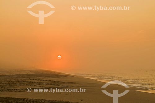  Subject: Dawn in Beach Farol de Sao Thome / Place: Farol de Sao Thome neighborhood -  Campos dos Goytacazes city - Rio de Janeiro state (RJ) - Brazil / Date: 06/2013 