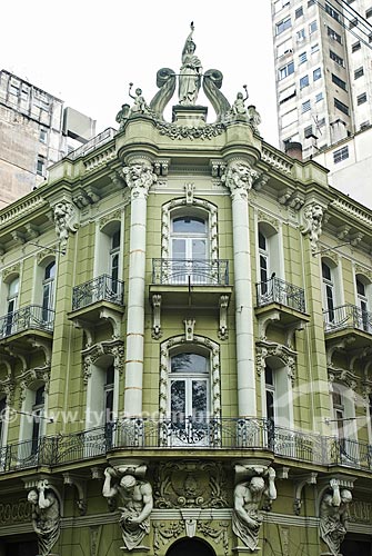  Subject: Confectionery Rocco (1922) on Conde de Porto Alegre Square (Old Portao Square) / Place: Porto Alegre city - Rio Grande do Sul state (RS) - Brazil / Date: 07/2013 