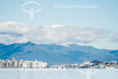  Subject: Tabuleiro Mountain Range with snow view from Santo Antonio de Lisboa Beach / Place: Florianopolis city - Santa Catarina state (SC) - Brazil / Date: 07/2013 