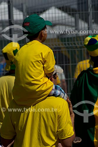  Subject: Fans coming up for the game between Brazil x Japan - opening of Confederations Cup - at National Stadium of Brasilia Mane Garrincha (1974) / Place: Brasilia city - Distrito Federal (Federal District) - Brazil / Date: 06/2013 