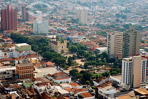  Subject: Aerial view of Cathedral of Divino Espirito Santo (1877) and city center / Place: Barretos city - Sao Paulo state (SP) - Brazil / Date: 05/2013 