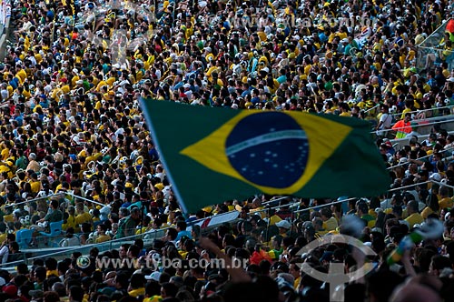  Subject: Fans in the Journalist Mario Filho Stadium - also known as Maracana - for the friendly match between Brazil x England / Place: Maracana neighborhood - Rio de Janeiro city - Rio de Janeiro state (RJ) - Brazil / Date: 06/2013 