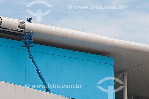  Subject: Construction of Gremio Arena (2012) - installation of the stadium roof / Place: Humaita neighborhood - Porto Alegre city - Rio Grande do Sul state (RS) - Brazil / Date: 12/2012 