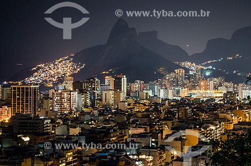  Subject: View of Morro Dois Irmaos (Two Brothers Mountain) and Rock of Gavea in the background from Cantagalo Hill / Place: Ipanema neighborhood - Rio de Janeiro city - Rio de Janeiro state (RJ) - Brazil / Date: 09/2013 