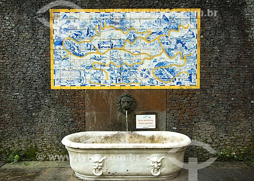  Subject: Fountain and Panel of Tiles with the map of the Tijuca Forest (1946) near to Cascatinha Taunay (Cascade Taunay) / Place: Rio de Janeiro city - Rio de Janeiro state (RJ) - Brazil / Date: 08/2013 