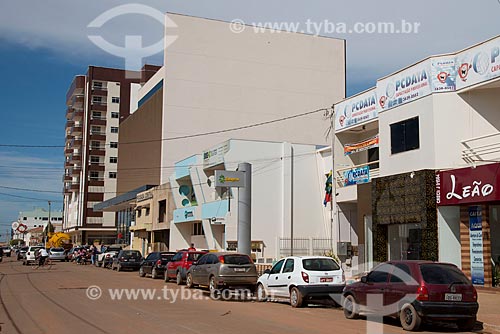  Subject: Facade of commercial buildings / Place: Luis Eduardo Magalhaes city - Bahia state (BA) - Brazil / Date: 07/2013 