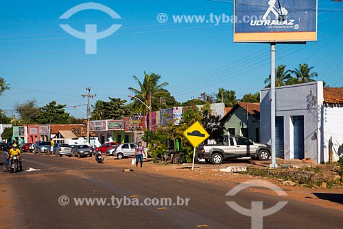  Subject: Stretch of the BR-135 in Gilbues city / Place: Gilbues city - Piaui state (PI) - Brazil / Date: 07/2013 