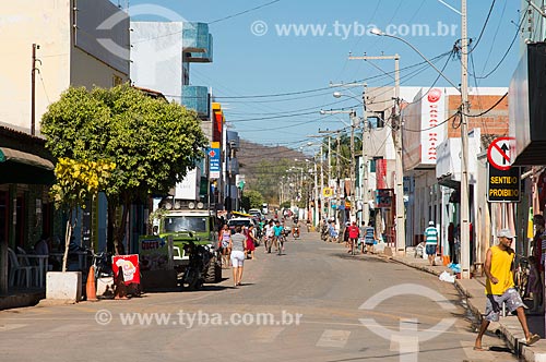  Subject: Commercial street in the city center / Place: Sao Desiderio city - Bahia state (BA) - Brazil / Date: 06/2013 