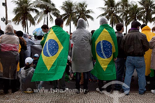  Subject: Pilgrims waiting for the passing of Pope Francis on World Youth Day (WYD) / Place: Copacabana neighborhood - Rio de Janeiro city - Rio de Janeiro state (RJ) - Brazil / Date: 07/2013 