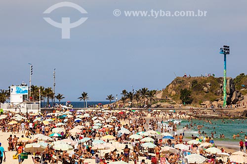  Subject: Bathers in the Arpoador beach / Place: Ipanema neighborhood - Rio de Janeiro city - Rio de Janeiro (RJ) - Brazil / Date: 09/2013 