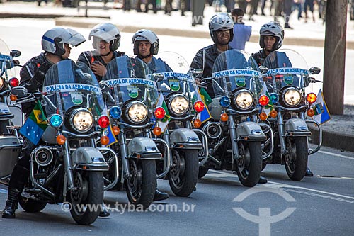  Subject: Escort motorcycles of Aeronautics Police during the parade to celebrate the Seven of September at Presidente Vargas Avenue / Place: City center neighborhood - Rio de Janeiro city - Rio de Janeiro state (RJ) - Brazil / Date: 09/2013 