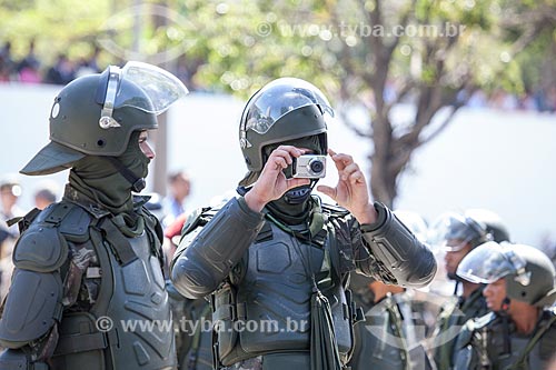  Subject: Soldiers of Riot Unit of Army Police during the parade to celebrate the Seven of September at Presidente Vargas Avenue / Place: City center neighborhood - Rio de Janeiro city - Rio de Janeiro state (RJ) - Brazil / Date: 09/2013 