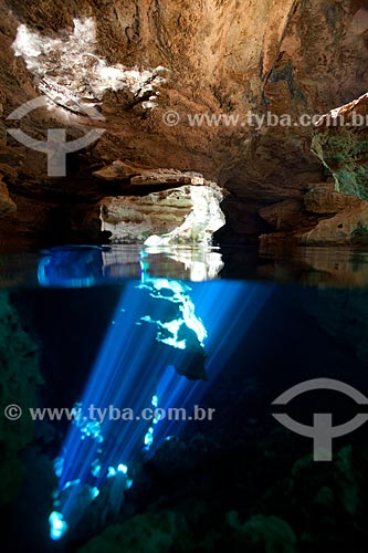  Subject: View of Azul Well (Blue Well) / Place: Nova Redencao city - Bahia state (BA) - Brazil / Date: 09/2012 