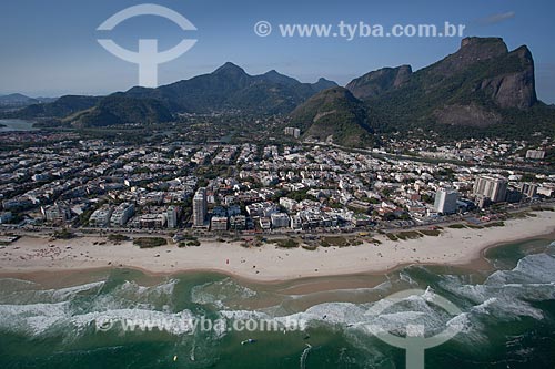  Subject: Aerial photo of Barra da Tijuca Beach with Rock of Gavea in the background / Place: Jardim Oceanico - Barra da Tijuca neighborhood - Rio de Janeiro city - Rio de Janeiro state (RJ) - Brazil / Date: 04/2011 