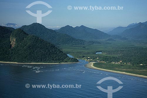  Subject: Guarau Beach - Jureia-Itatins Ecological Station / Place: Peruibe city - Sao Paulo state (SP) - Brazil / Date: 04/2010 