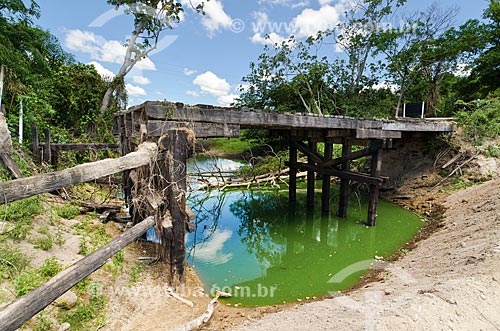  Subject: Partially destroyed bridge by flood of 2011 / Place: Mato Grosso do Sul state (MS) - Brazil / Date: 11/2011 