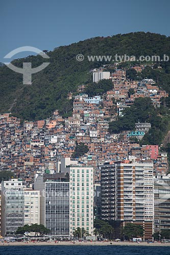  Subject: Copacabana Beach buildings near to Sa Ferreira Street - with the Pavao Pavaozinho slum in the background / Place: Copacabana neighborhood - Rio de Janeiro city - Rio de Janeiro state (RJ) - Brazil / Date: 11/2013 