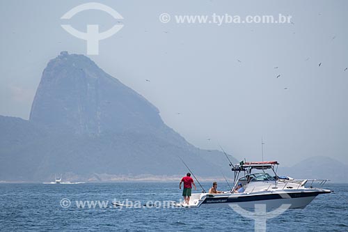  Subject: Motorboat with the Sugar Loaf in the background / Place: Rio de Janeiro city - Rio de Janeiro state (RJ) - Brazil / Date: 11/2013 