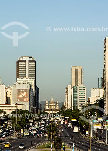  Subject: Presidente Vargas Avenue (1944) with Nossa Senhora da Candelaria Church in the background / Place: City center - Rio de Janeiro city - Rio de Janeiro state (RJ) - Brazil / Date: 11/2013 