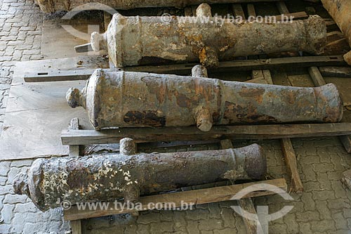  Cannons XVII century discovered in Sacadura  Street by archaeologists from the National History Museum during construction of Porto Maravilha  - Rio de Janeiro city - Rio de Janeiro state (RJ) - Brazil