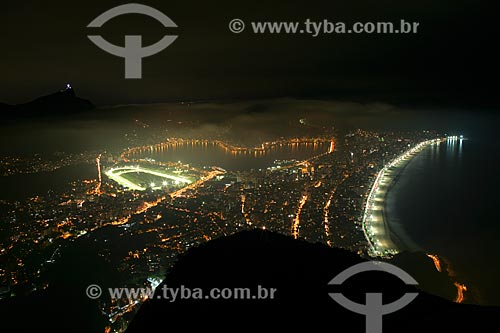  Night view of the Rodrigo de Freitas Lagoon and Jockey Club from Dois Irmaos Mountain  - Rio de Janeiro city - Rio de Janeiro state (RJ) - Brazil