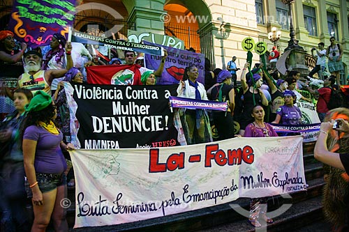  Protest march of Peoples Summit in Rio Branco Avenue  - Rio de Janeiro city - Rio de Janeiro state (RJ) - Brazil