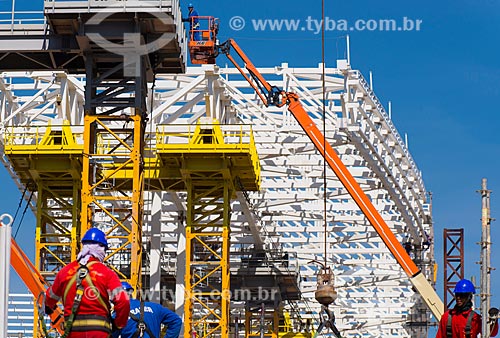  Subject: Hoisting roof of the Corinthians Arena - the opening headquarters of the 2014 FIFA World Cup / Place: Itaquera neighborhood - Sao Paulo city - Sao Paulo state (SP) - Brazil / Date: 10/2013 
