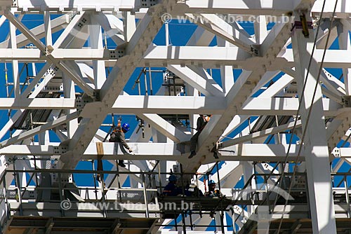  Subject: Hoisting roof of the Corinthians Arena - the opening headquarters of the 2014 FIFA World Cup / Place: Itaquera neighborhood - Sao Paulo city - Sao Paulo state (SP) - Brazil / Date: 10/2013 