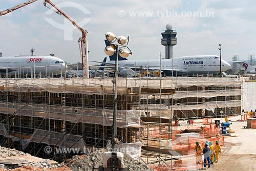  Subject: Expansion work Sao Paulo-Guarulhos Governador Andre Franco Montoro International Airport (1985) - work for the World Cup 2014 / Place: Guarulhos city - Sao Paulo state (SP) - Brazil / Date: 05/2013 
