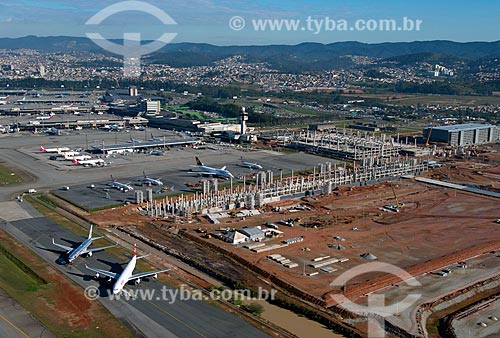  Subject: Expansion work Sao Paulo-Guarulhos Governador Andre Franco Montoro International Airport (1985) - work for the World Cup 2014 / Place: Guarulhos city - Sao Paulo state (SP) - Brazil / Date: 06/2013 