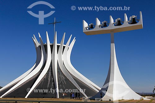  Subject: Metropolitan Cathedral of Nossa Senhora Aparecida (1958) - also known as Cathedral of Brasilia / Place: Brasilia city - Distrito Federal (Federal District) - Brazil / Date: 08/2013 