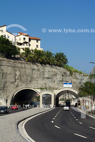  Subject: Port Binary street with Tunel da Saude in the background / Place: Saude neighborhood - Rio de Janeiro city - Rio de Janeiro state (RJ) - Brazil / Date: 01/2014 