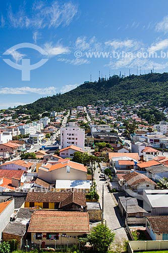  Subject: Agronomica neighborhood and Morro da Cruz in the background / Place: Agronomica neighborhood - Florianopolis city - Santa Catarina state (SC) - Brazil / Date: 01/2014 