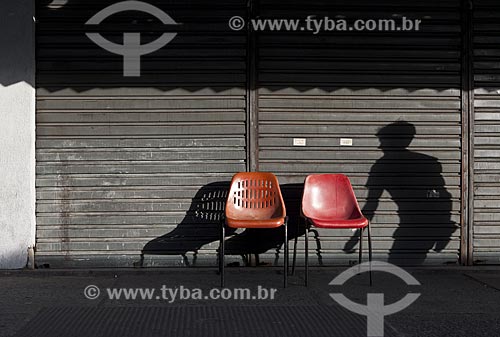  Subject: Empty chairs and closed commerce during the carnival / Place: Madureira neighborhood - Rio de Janeiro city - Rio de Janeiro state (RJ) - Brazil / Date: 02/2012 