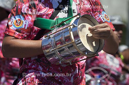  Subject: Member of drum of Me esquece carnival street troup / Place: Jardim Botanico neighborhood - Rio de Janeiro city - Rio de Janeiro state (RJ) - Brazil / Date: 02/2012 