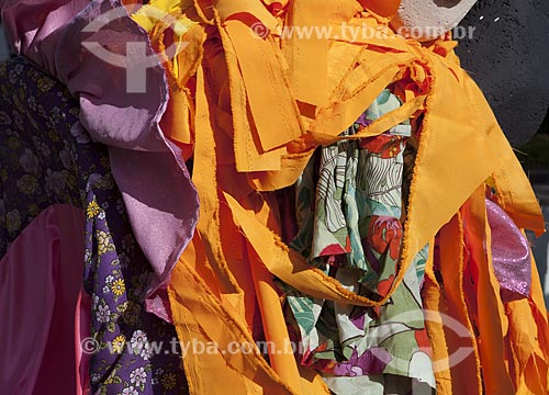  Subject: Detail of reveler clothes of Loucura suburbana carnival street troup / Place: Engenho de Dentro neighborhood - Rio de Janeiro city - Rio de Janeiro state (RJ) - Brazil / Date: 02/2012 