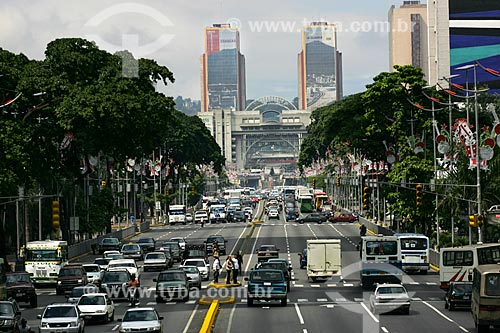  Traffic at Bolivar Avenue with Twin Towers of Silence in the background  - Caracas city - Venezuela