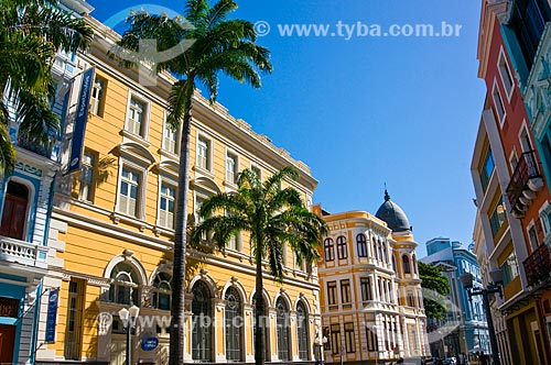  Subject: Old buildings - Bom Jesus Street with Caixa Cultural Recife (1912) in the background / Place: Recife city - Pernambuco state (PE) - Brazil / Date: 11/2013 