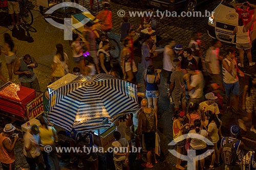  Subject: Merrymakers during the Beat 98 carnival street troup parade - Russel Street / Place: Gloria neighborhood - Rio de Janeiro city - Rio de Janeiro state (RJ) - Brazil / Date: 02/2014 