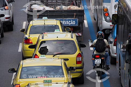  Subject: Traffic on Republica do Chile Avenue / Place: City center neighborhood - Rio de Janeiro city - Rio de Janeiro state (RJ) - Brazil / Date: 02/2014 