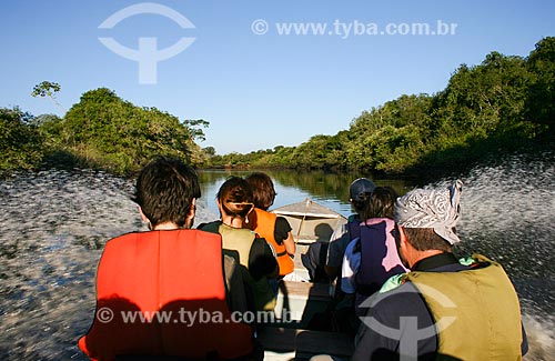  Subject: Tourists sailing on river / Place: Mato Grosso do Sul state (MS) - Brazil / Date: 04/2008 