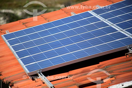  Subject: Roof with solar powered plates - Canoa Quebrada / Place: Aracati city - Ceara state (CE) - Brazil / Date: 02/2014 