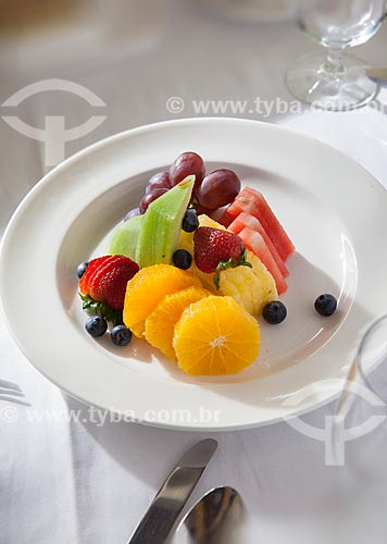  Subject: Breakfast with tropical fruit - Hotel Sandals Emerald Bay / Place: Bahamas - Central America / Date: 06/2013 