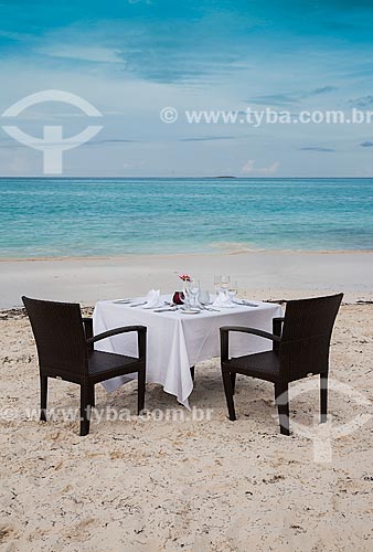  Subject: Table set for meal on the beach / Place: Bahamas - Central America / Date: 06/2013 