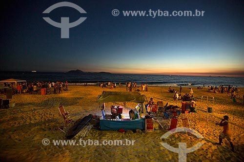  Subject: Street trader - Arpoador Beach / Place: Ipanema neighborhood - Rio de Janeiro city - Rio de Janeiro state (RJ) - Brazil / Date: 02/2014 