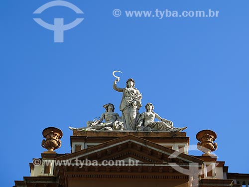 Subject: Details of sculptures - Municipal Palace of Porto Alegre (1901) - statues representing commerce, agriculture and industry / Place: Porto Alegre city - Rio Grande do Sul state (RS) - Brazil / Date: 03/2014 